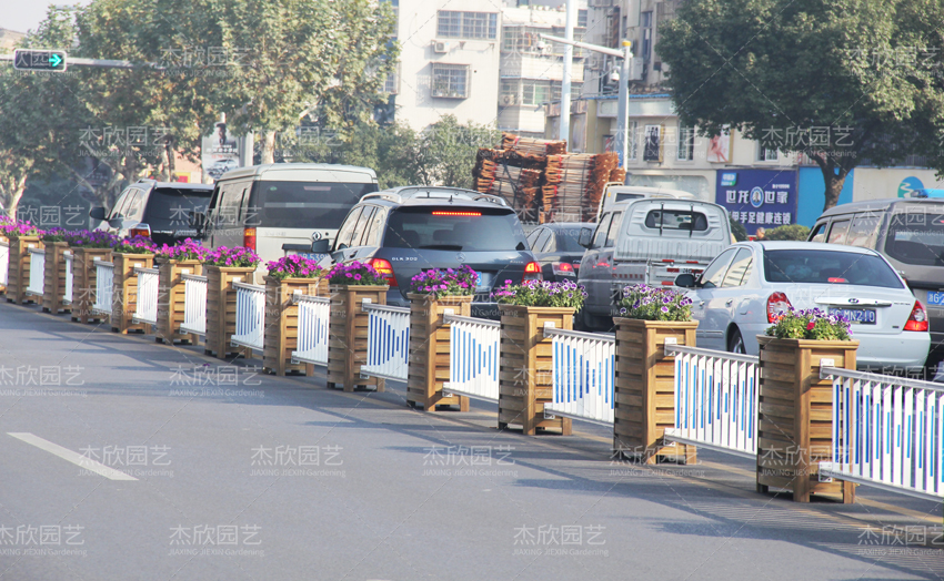 花箱材料如何影響花箱價格？